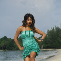 Sanjana Galrani hot in Mugguru pictures | Picture 47987